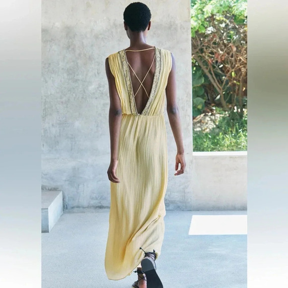 ZARA EMBROIDERED BEADED PASTEL YELLOW DRESS ZW COLLECTION - Picture 4 of 12